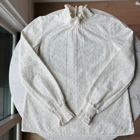 Sézane Cathy Blouse in Ecru - Picture 6 of 11